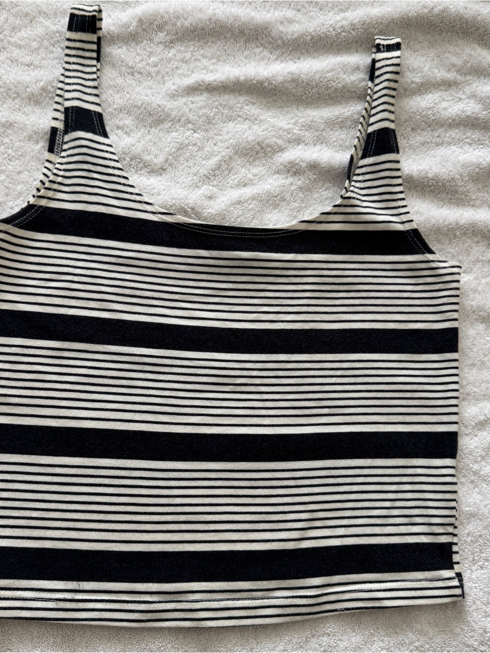 Forever 21 Black & White Striped Tank Size Small